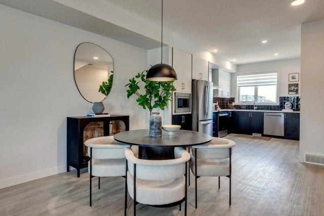 317, 8235 8 Avenue Sw, Calgary