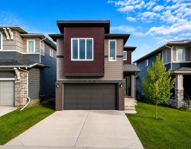 1020 Chinook Gate Heath Sw, Airdrie
