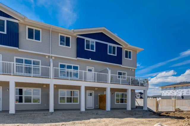 1905, 525 River Heights Drive, Cochrane