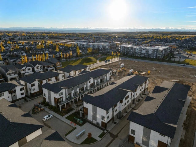414, 8235 8 Avenue Sw, Calgary